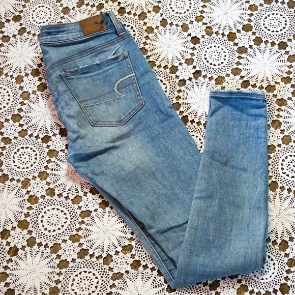 American Eagle Super Stretch Low-Rise Jegging - Picture 1 of 4